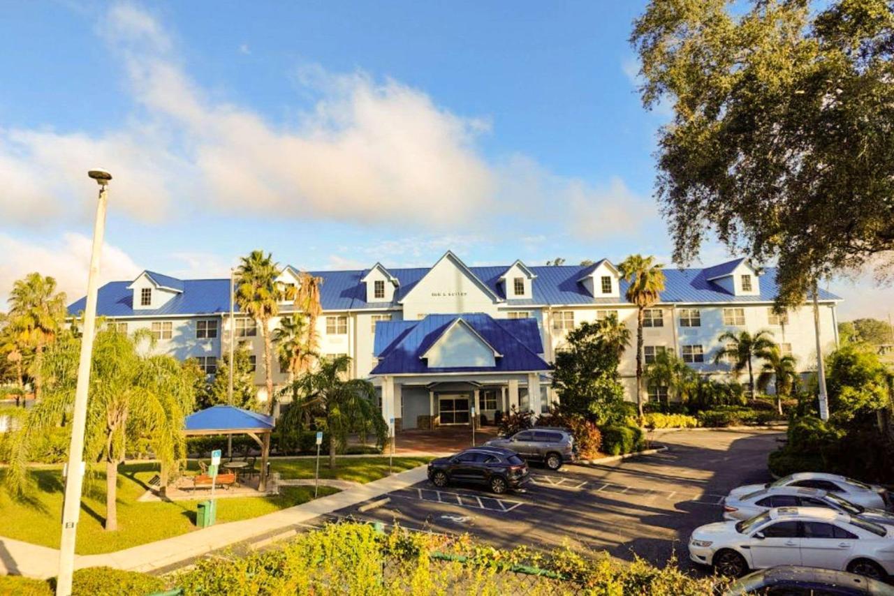 Seffner Inn And Suites Exterior photo