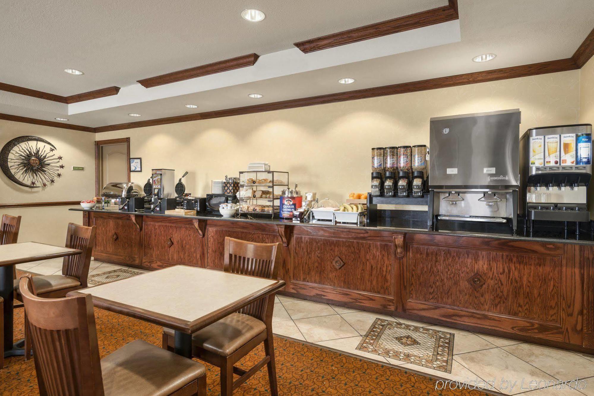 Seffner Inn And Suites Exterior photo